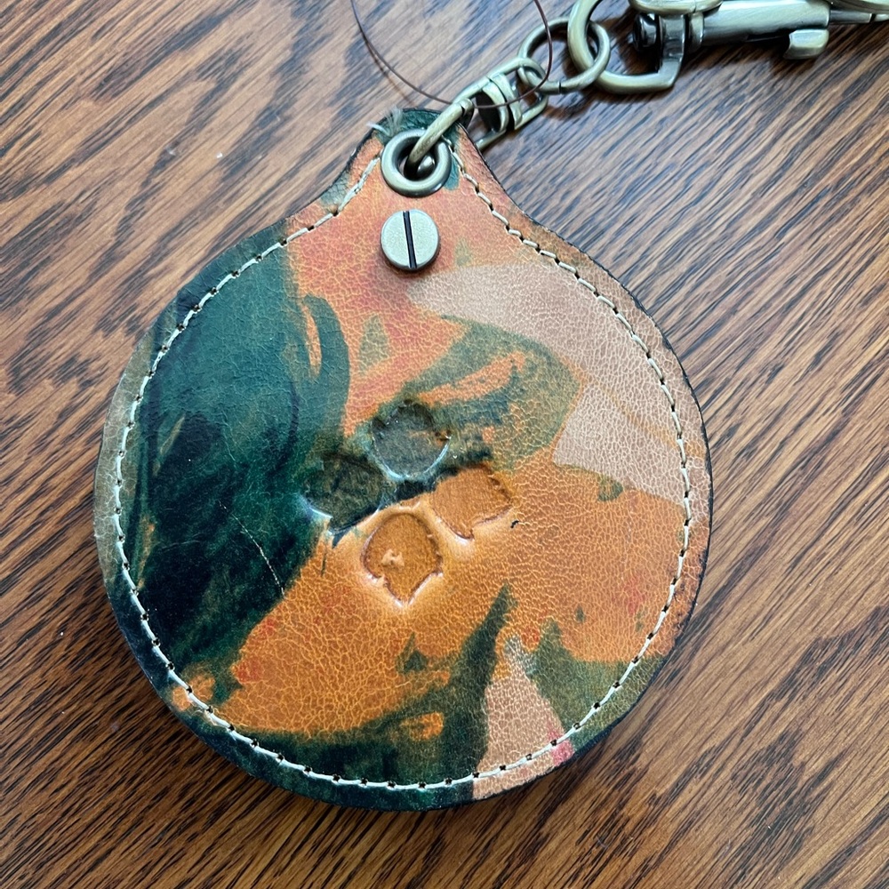 Key Fob - Picture 3 of 5